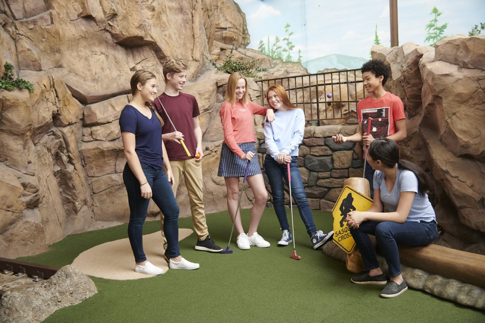 Moose Mountain Golf at Mall of America